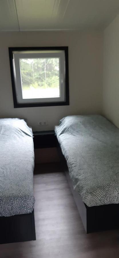 Chalet 2 Landgoedcamping Nienoord In Leek Екстериор снимка